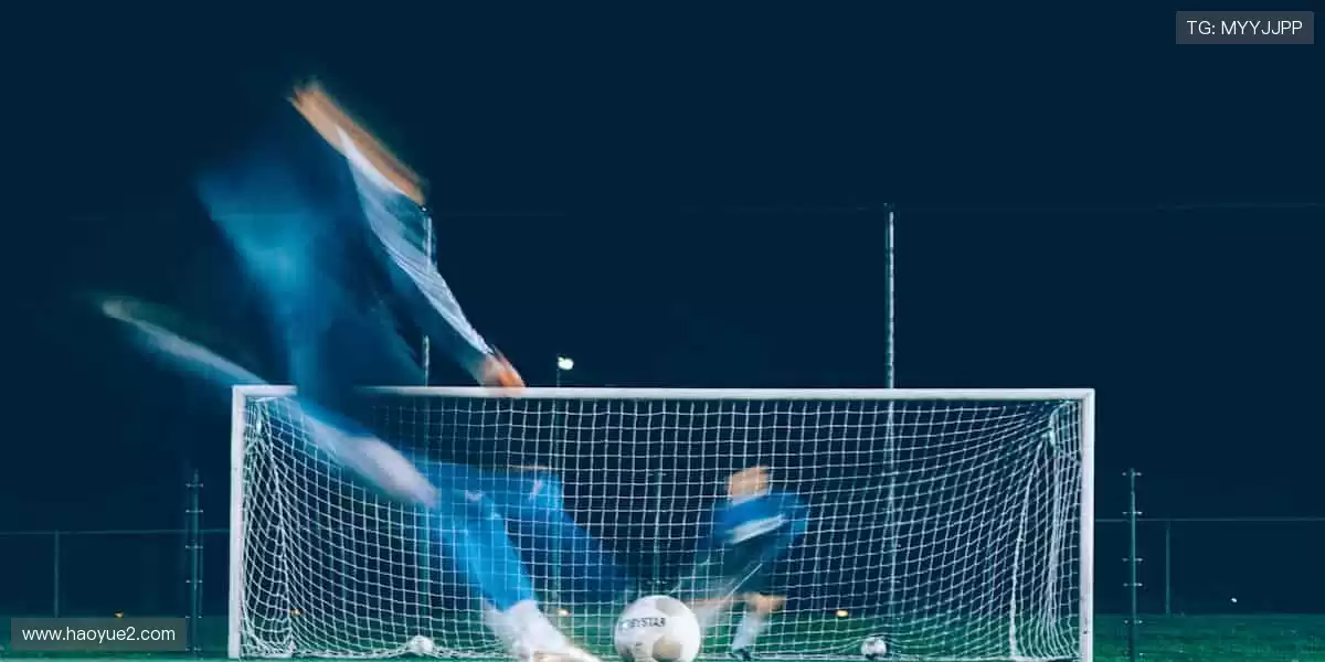 🎮潮流周边，让热爱从赛场延伸到生活！🌟